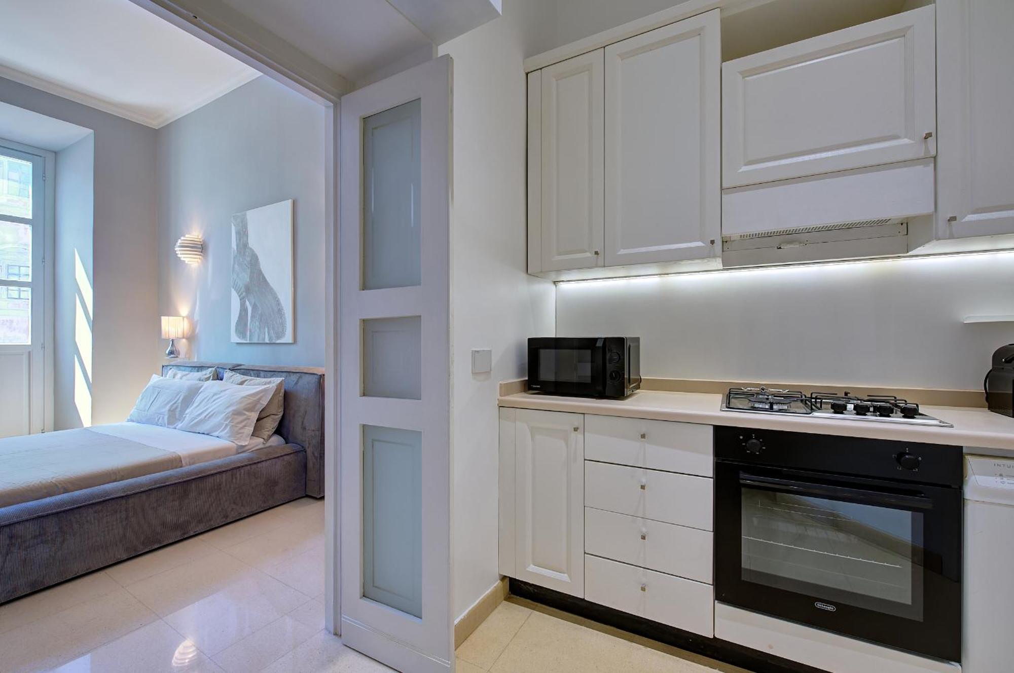 Apartment Irex Colosseo & Fori, Elegant 3 Rooms Apartment *