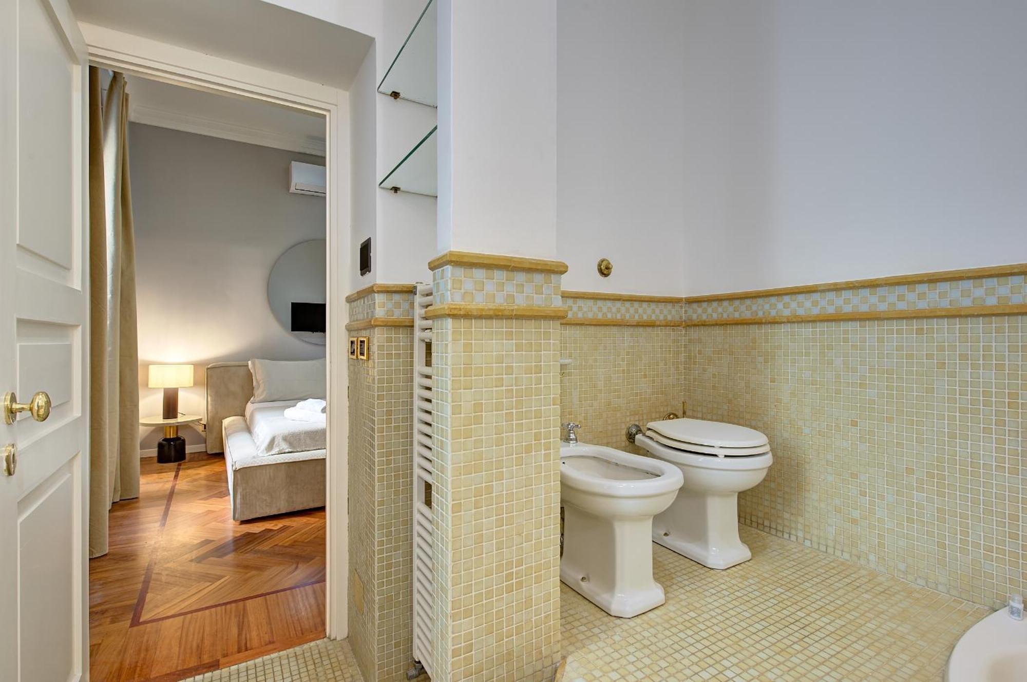 Apartment Irex Colosseo & Fori, Elegant 3 Rooms Apartment *