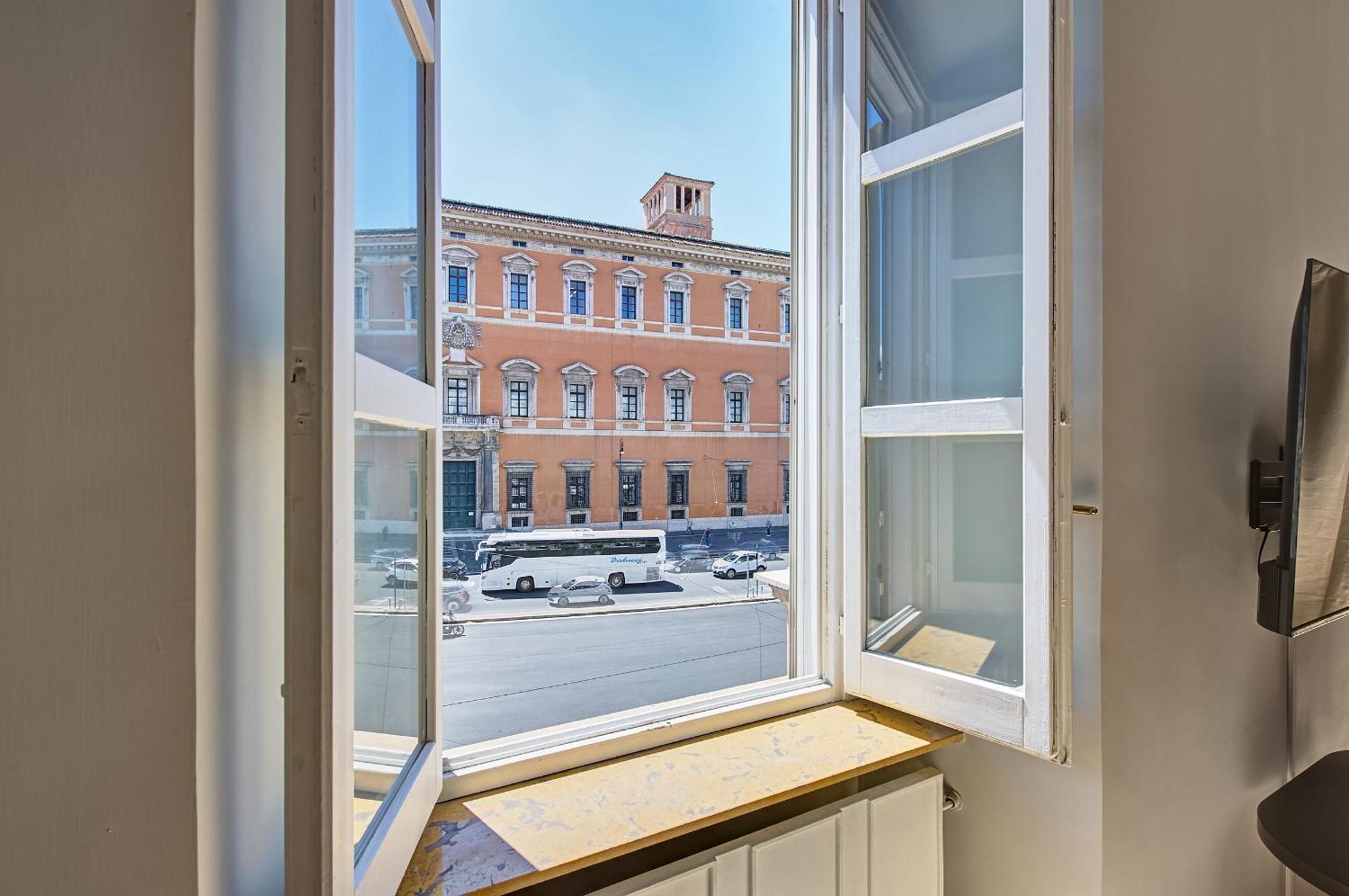 Irex Colosseo & Fori, Elegant 3 Rooms Apartment * Rom