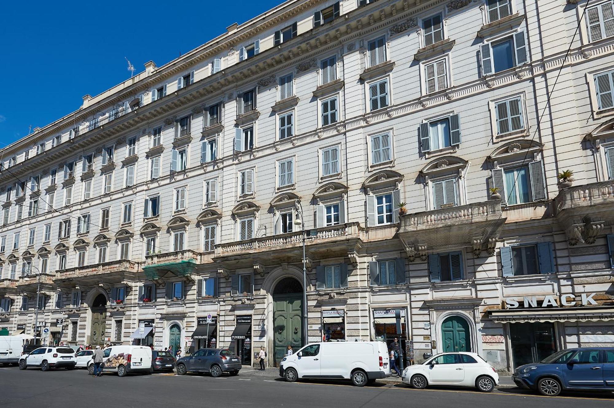 Irex Colosseo & Fori, Elegant 3 Rooms Apartment * Rom